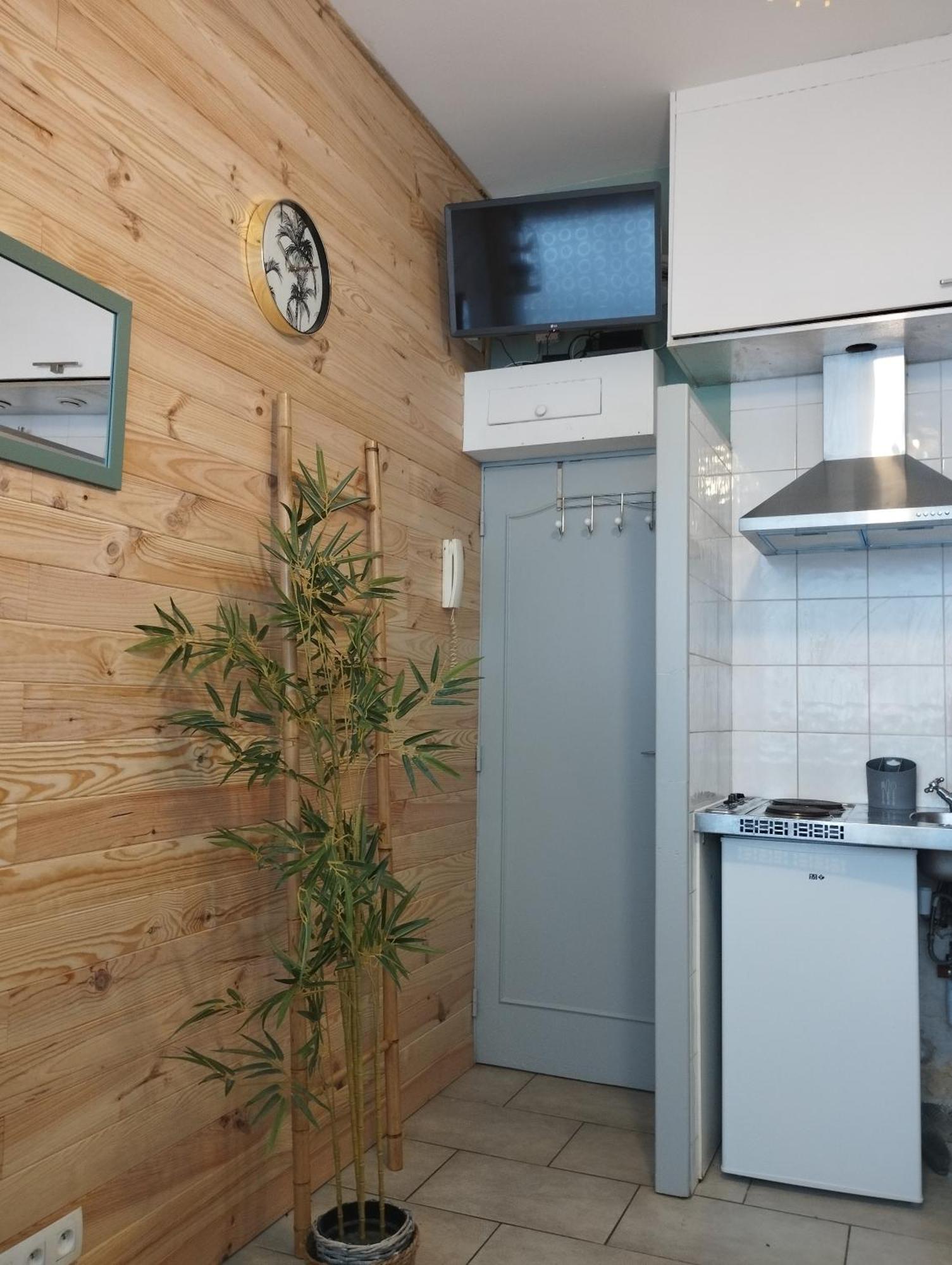 Chambrette Boulevard Des Pyrenees Hypercentre 10M Carre Wc Sur Le Palier, Porte40 По Экстерьер фото
